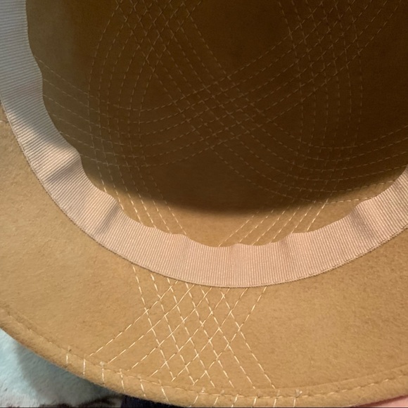 Wool brimmed winter hat tan camel stitched Charter Club camel vintage inspired - Picture 3 of 7